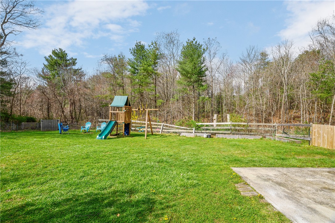 456 Hill Road Burrillville, RI 02859 - Photo 7 of 9 Gallery Image 7
