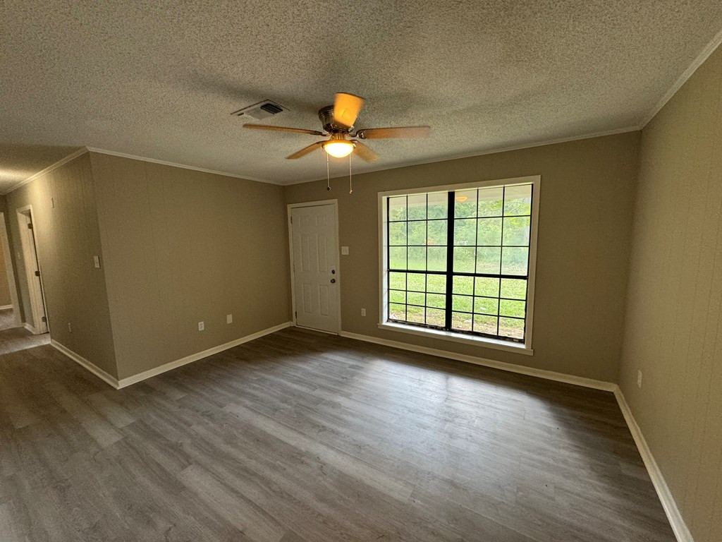 422 Cran Roxie, MS 39661 - Photo 8 of 11 Photo 8