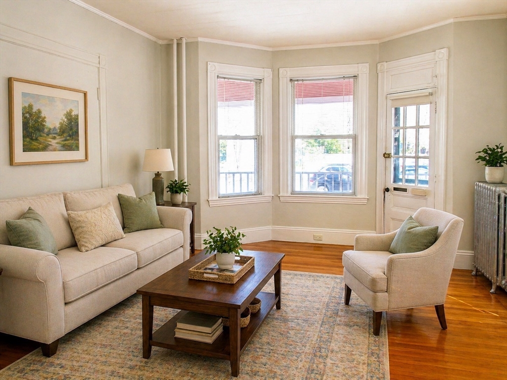 5 Abbott Street, Unit 2 Wellesley, MA 02482 - Photo 3 of 9