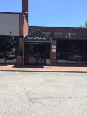 $2,500 | 5 Abbott Street, Unit 2, Wellesley, MA 02482