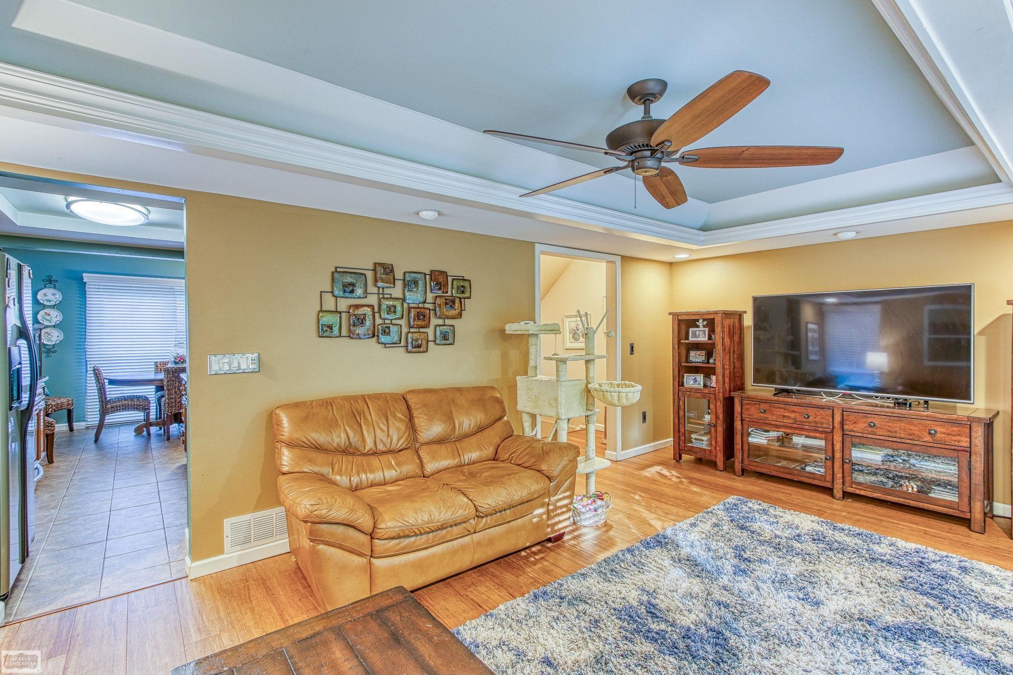 1427 Oakbrook E Drive Rochester Hills, MI 48307 - Photo 25 of 60