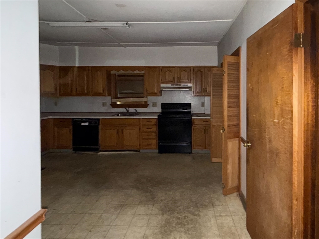 12 Howard Street Lynn, MA 01902 - Photo 15 of 20