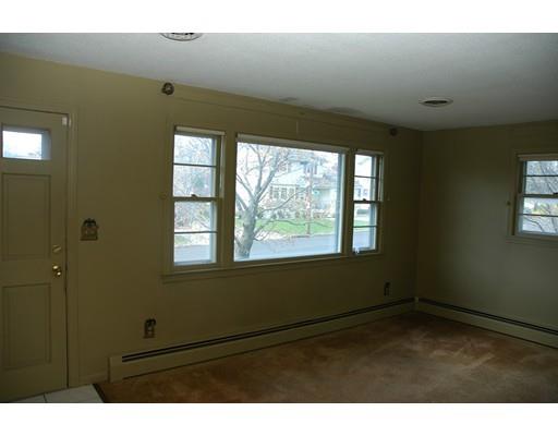 14 Martha Lane Lawrence, MA 01843 - Photo 6 of 20