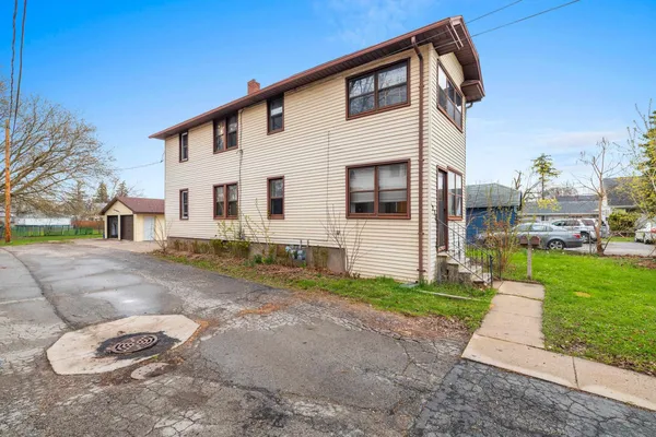 $249,900 | 1235 Chicago Street, Green Bay, WI 54301
