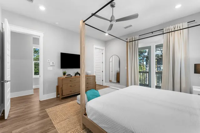 a view of entryway with wooden floor