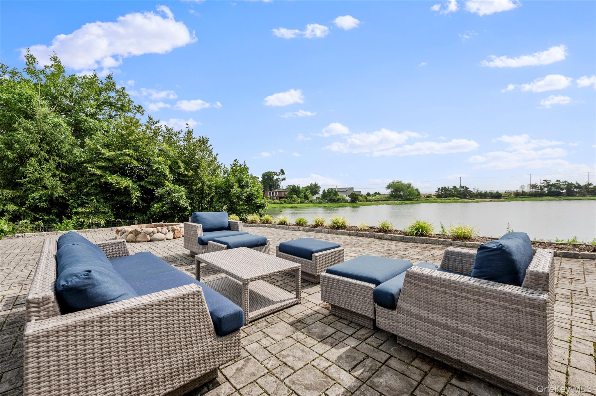 20 Bevin Road Northport, NY 11768 - Photo 37 of 43