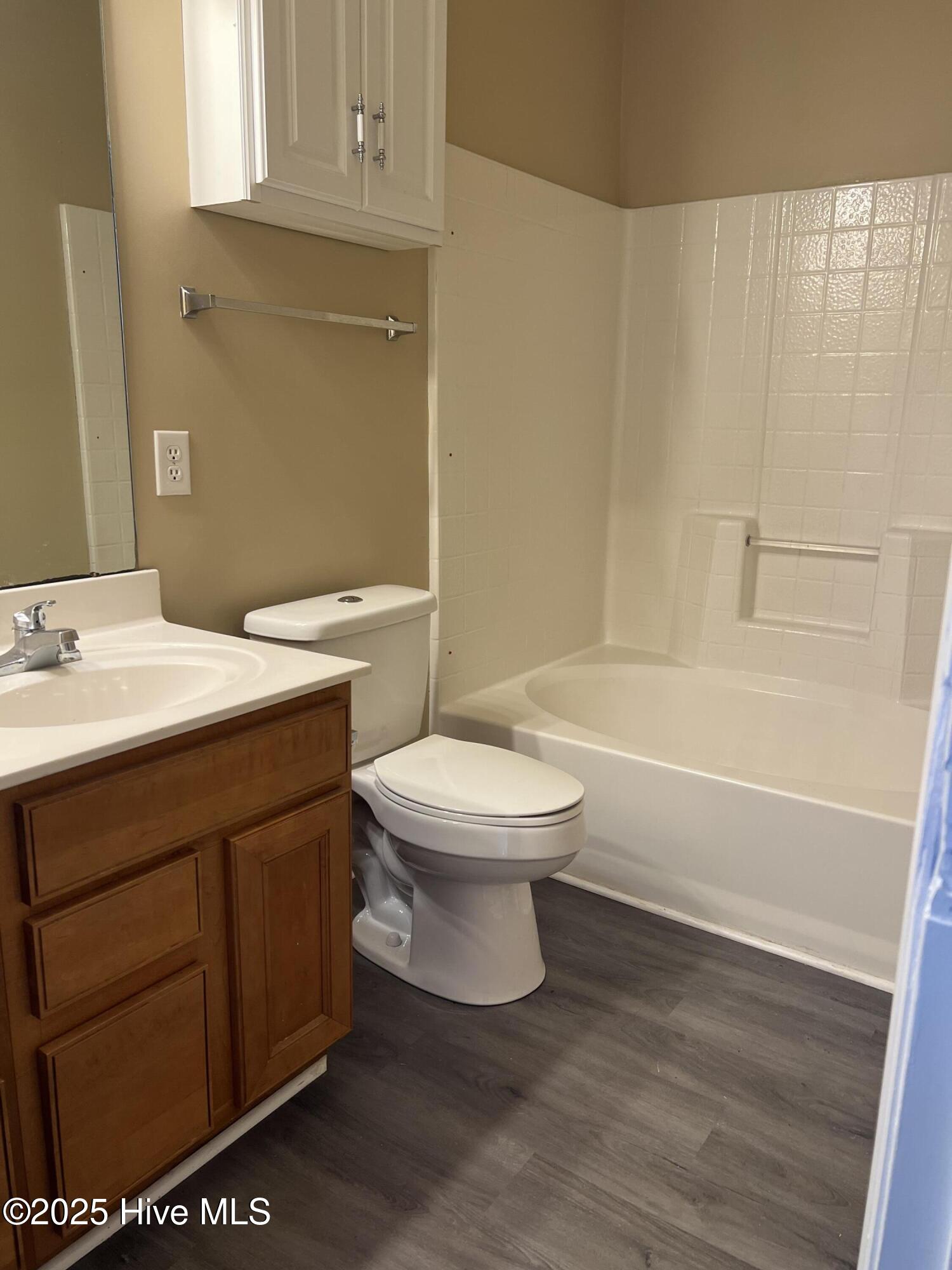 135 Annie Road Richlands, NC 28574 - Photo 19 of 21 135 Annie Main Bath