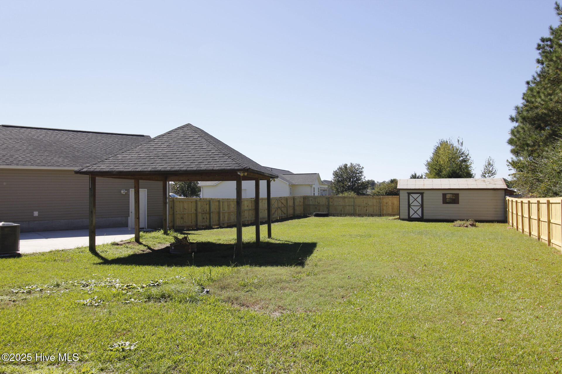 135 Annie Road Richlands, NC 28574 - Photo 7 of 21 _MG_1861