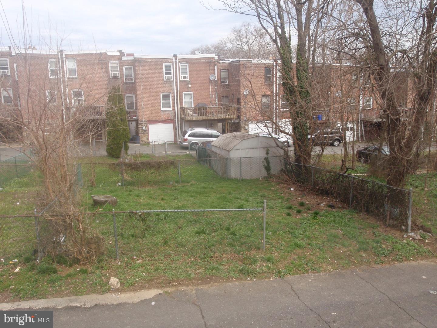 6995 B Guilford Road Upper Darby, PA 19082 - Photo 21 of 23 Back Yard