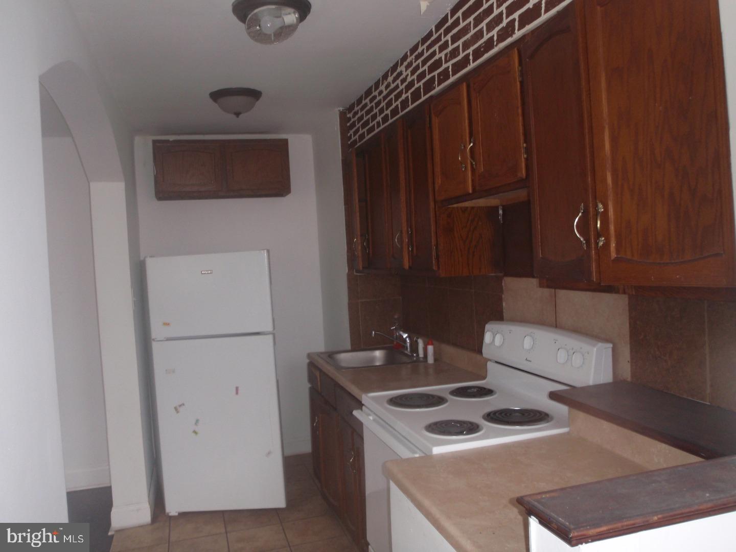 6995 B Guilford Road Upper Darby, PA 19082 - Photo 9 of 23 Kitchen