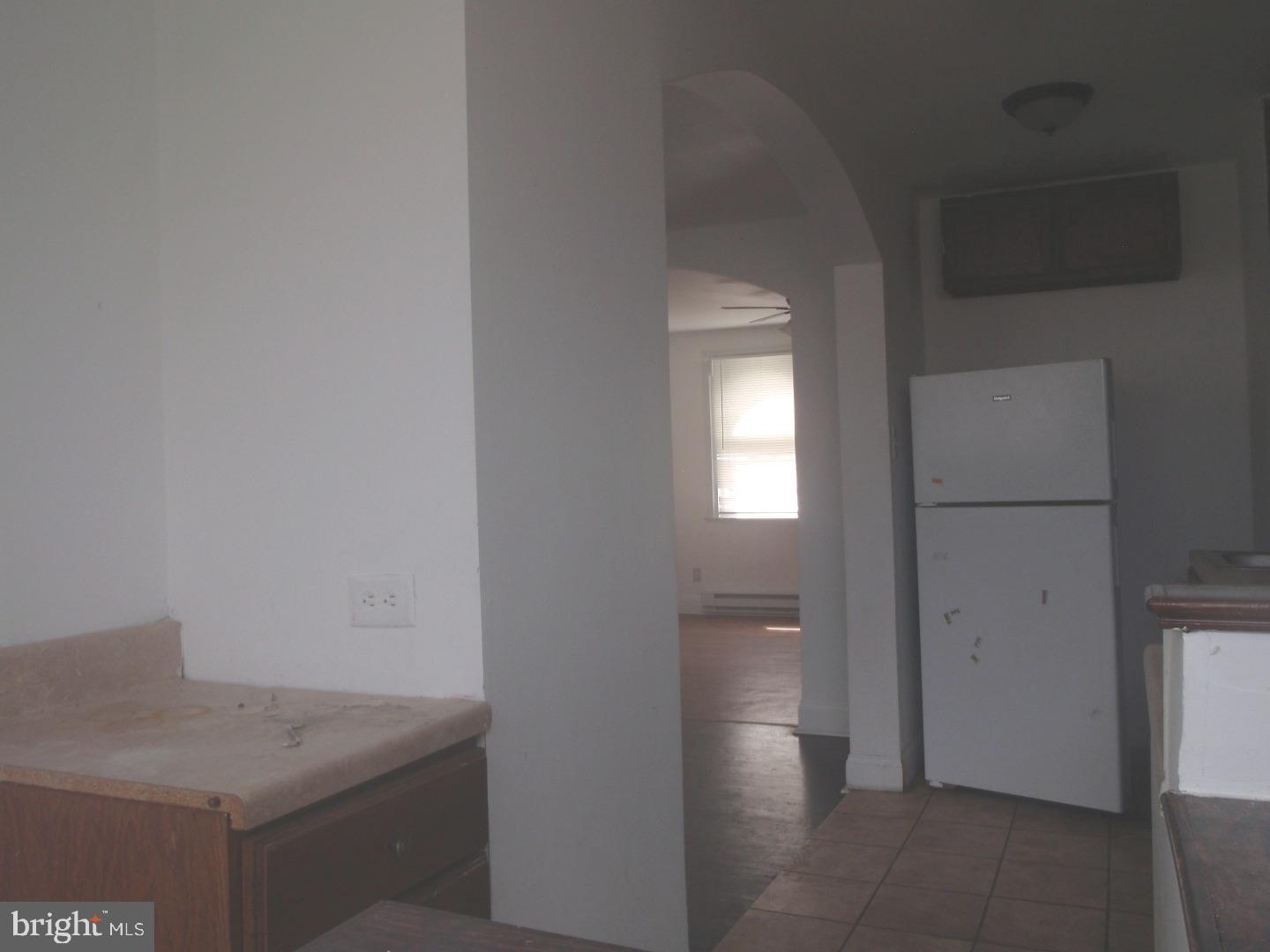 6995 B Guilford Road Upper Darby, PA 19082 - Photo 10 of 23 Kitchen