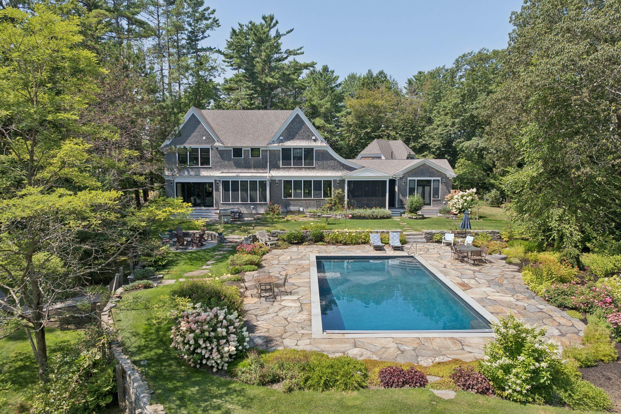 109 Foreside Road, Falmouth