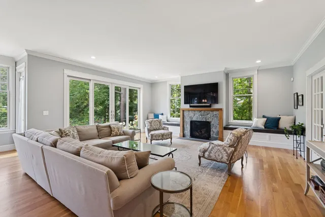 $3,699,000 | 109 Foreside Road, Falmouth, ME 04105