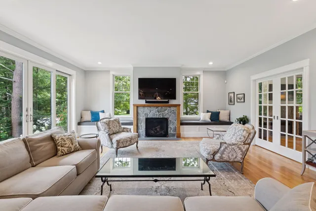 $3,699,000 | 109 Foreside Road, Falmouth, ME 04105