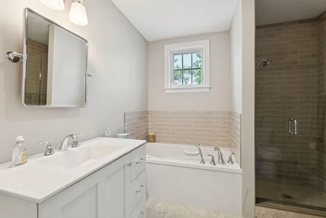 $3,699,000 | 109 Foreside Road, Falmouth, ME 04105