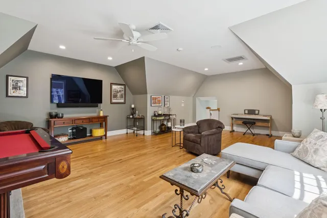 $3,699,000 | 109 Foreside Road, Falmouth, ME 04105