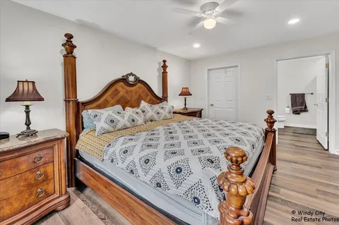 $275,000 | 2054 Peach Tree Lane, Algonquin, IL 60102