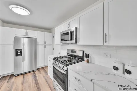 $275,000 | 2054 Peach Tree Lane, Algonquin, IL 60102