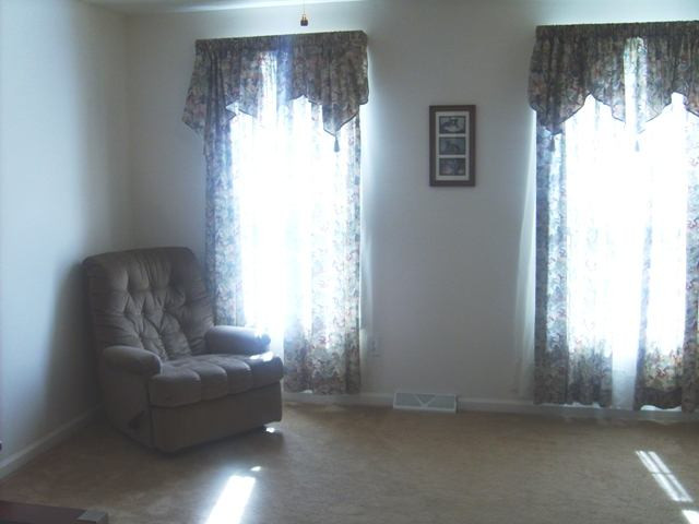 49 Rose Lane Rensselaer, NY 12144 - Photo 4 of 12 Photo 4