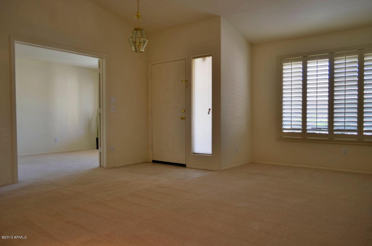 3983 East Bautista Road Gilbert, AZ 85297 - Photo 8 of 42 DSC_0062