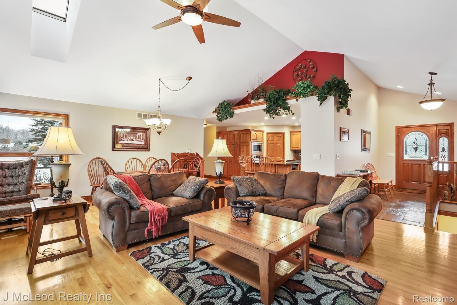 3466 Sanilac Road Vassar, MI 48768 - Photo 17 of 79 3466 W Sanilac Vassar-16.jpg