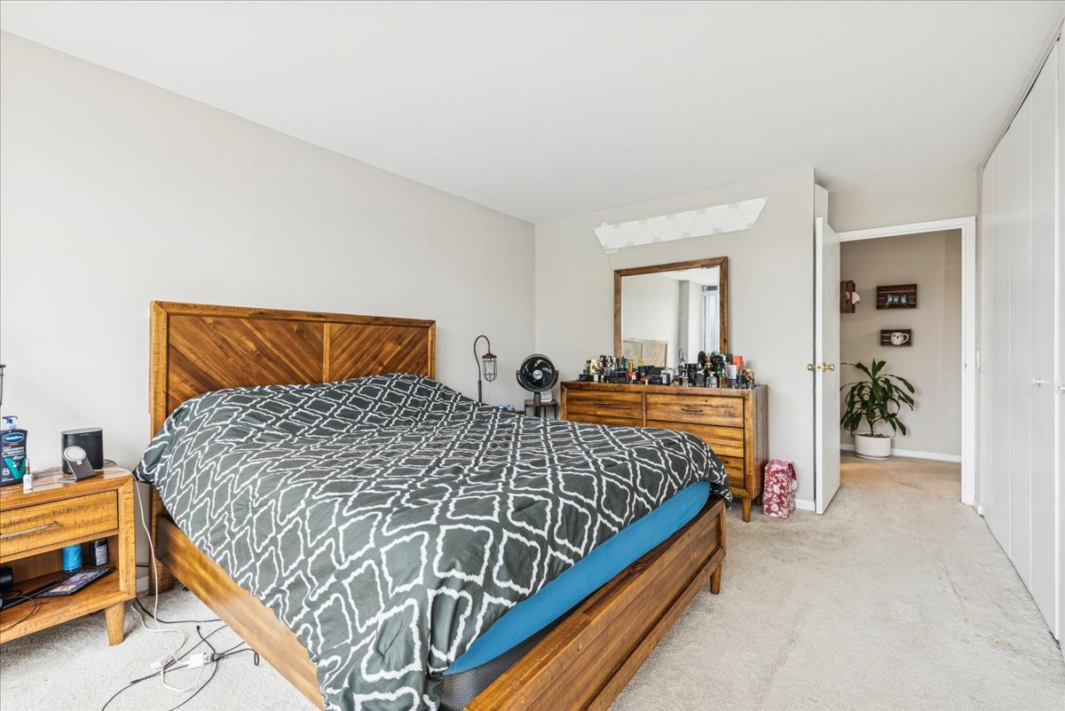 5445 North Sheridan Road, Unit 306 Chicago, IL 60640 - Photo 11 of 15