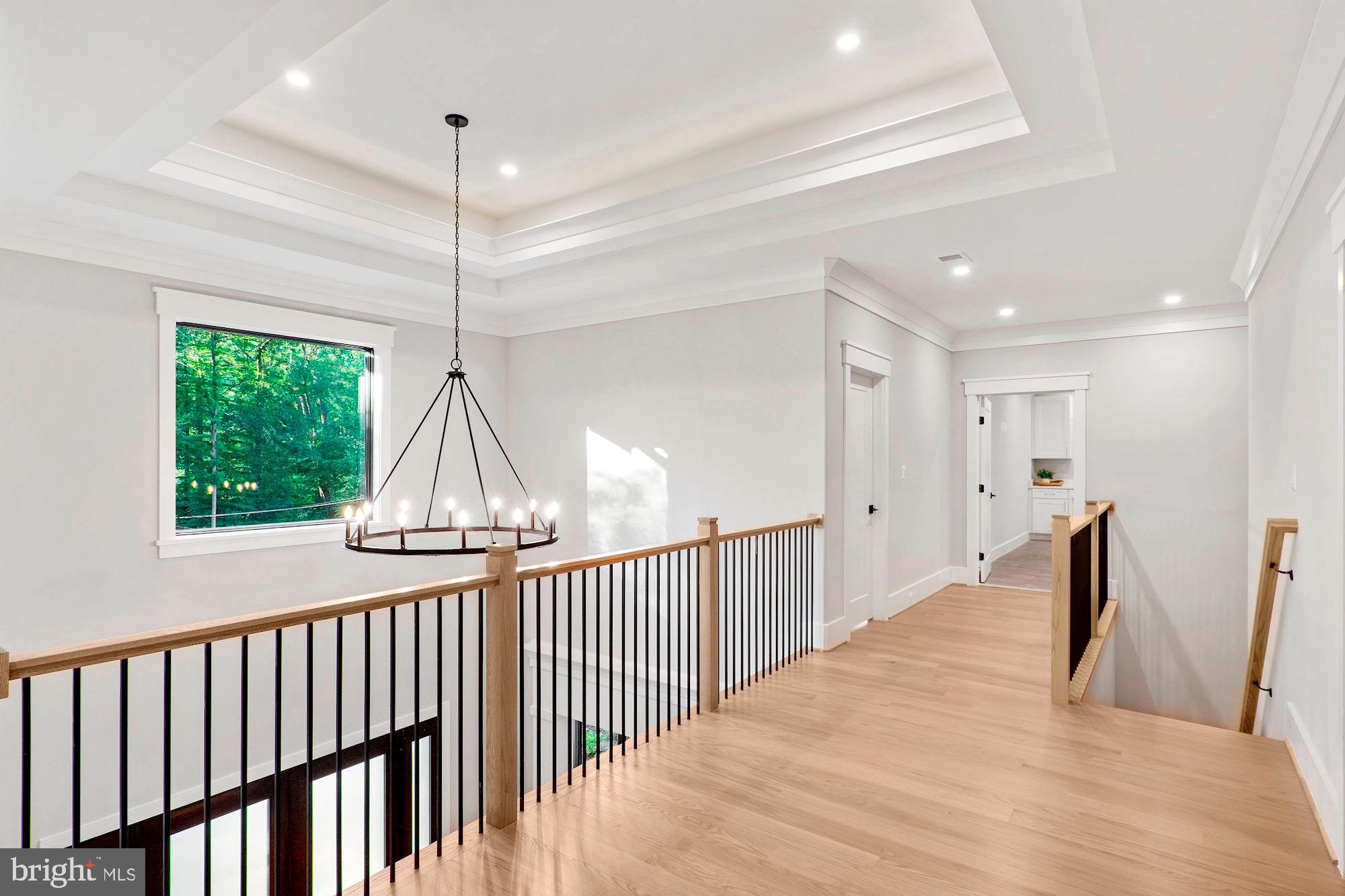 925 Saigon Road McLean, VA 22102 - Photo 23 of 50 Two-Story Foyer