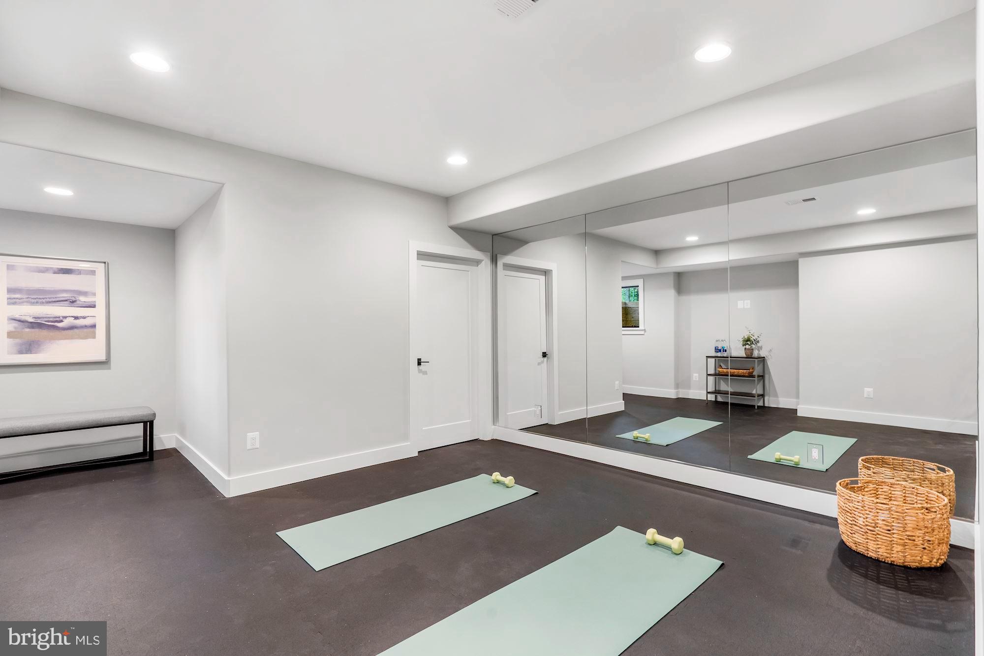 925 Saigon Road McLean, VA 22102 - Photo 41 of 50 Private Fitness Center