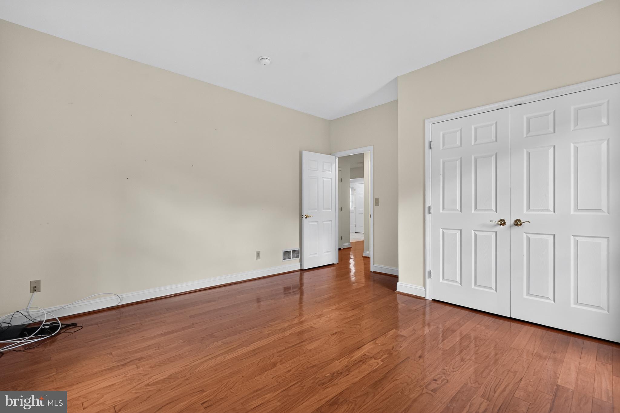 2 Hedge Row Road Princeton, NJ 08540 - Photo 20 of 29 Guest Bedroom