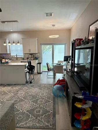 $2,600 | 13201 Opal Court, Largo, FL 33773