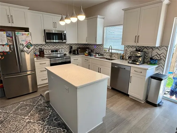 $2,600 | 13201 Opal Court, Largo, FL 33773
