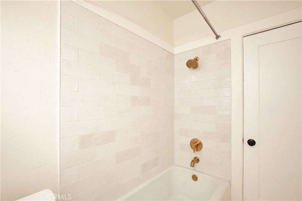 3045 Cedar Street Riverside, CA 92501 - Photo 13 of 25 Bathroom new tile, new toilet, new sink, faucets