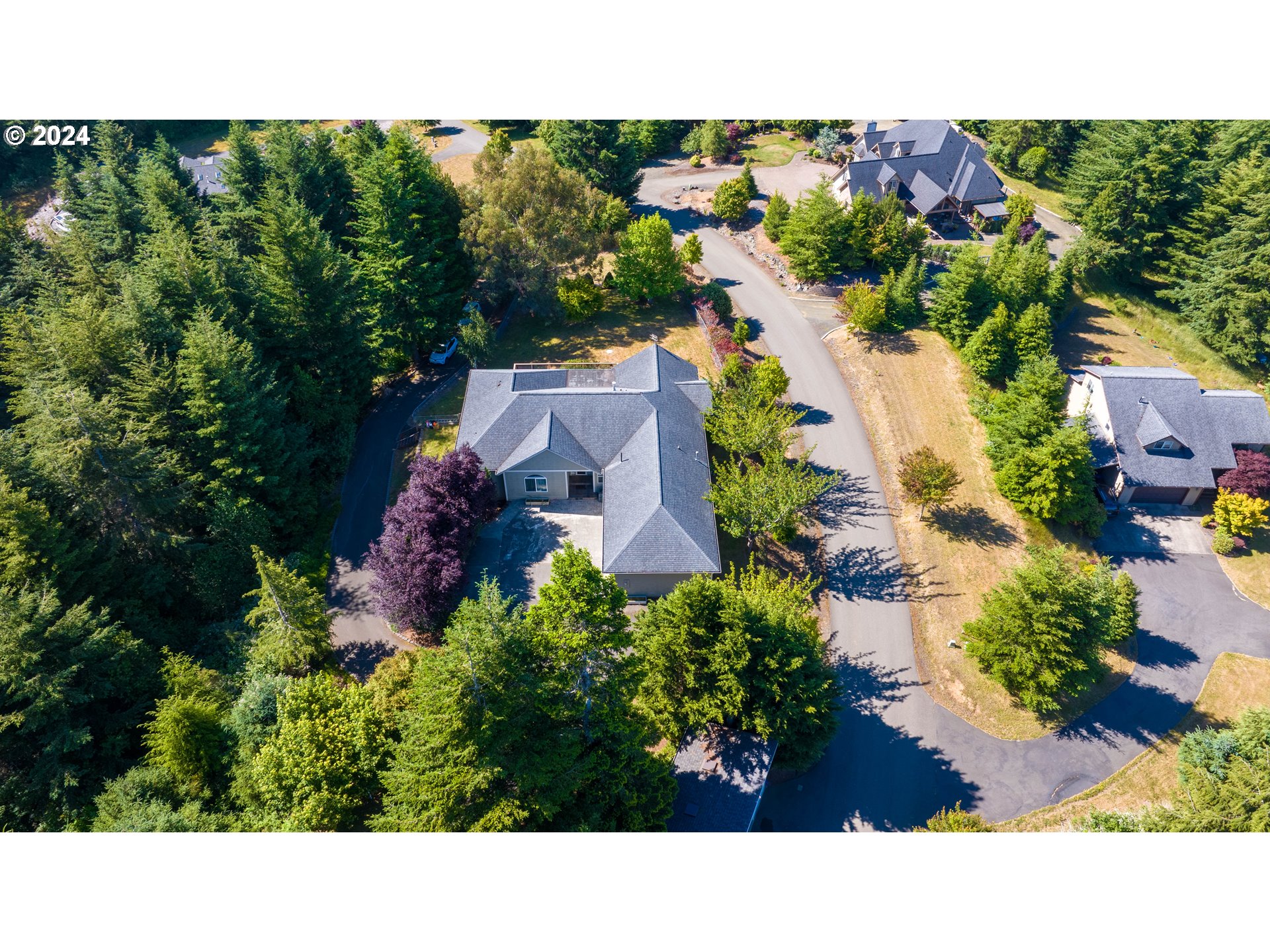 61933 Double Eagle Road Coos Bay, OR 97420 - Photo 3 of 39 Gallery Image 3