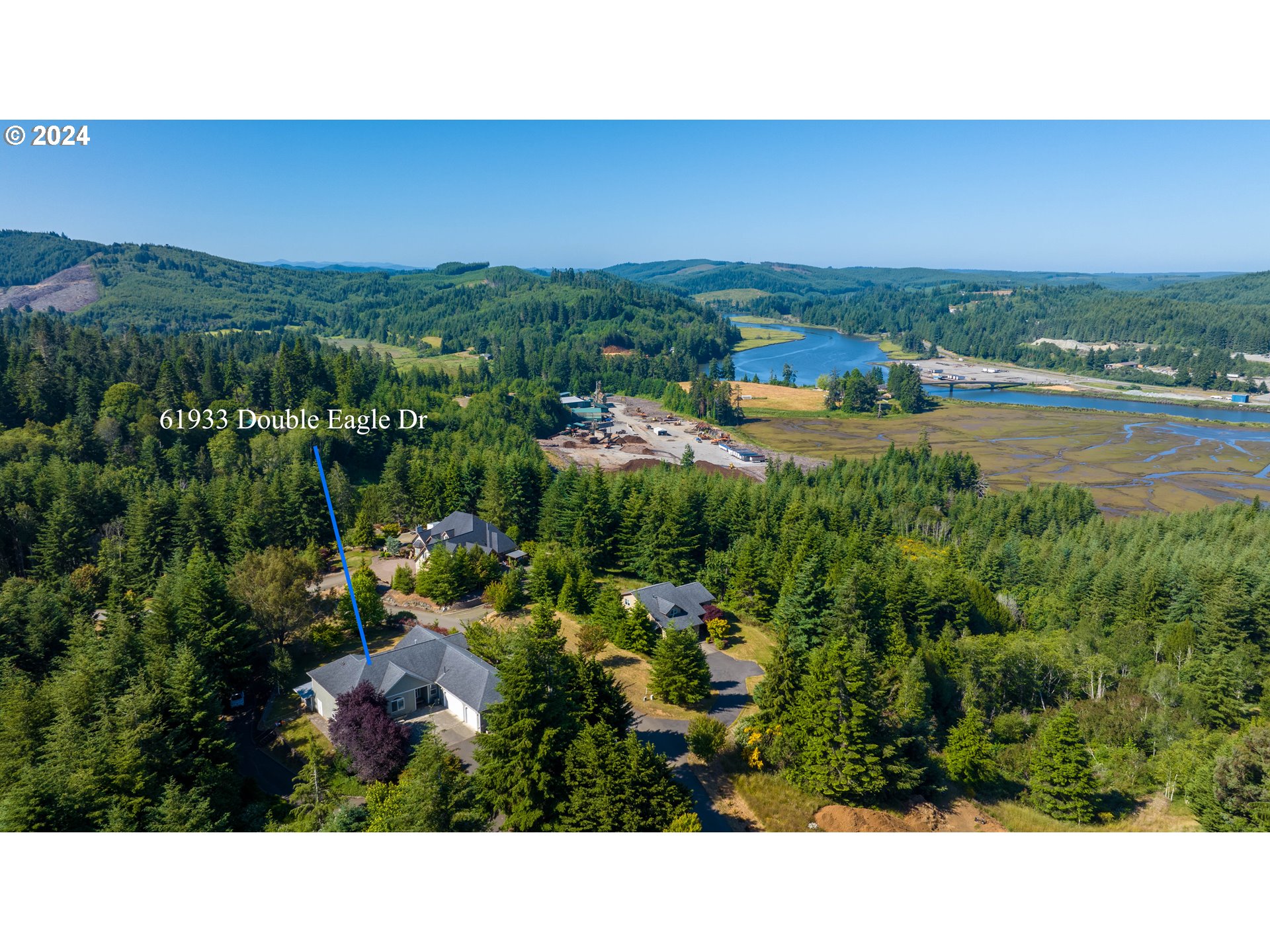 61933 Double Eagle Road Coos Bay, OR 97420 - Photo 4 of 39 Gallery Image 4