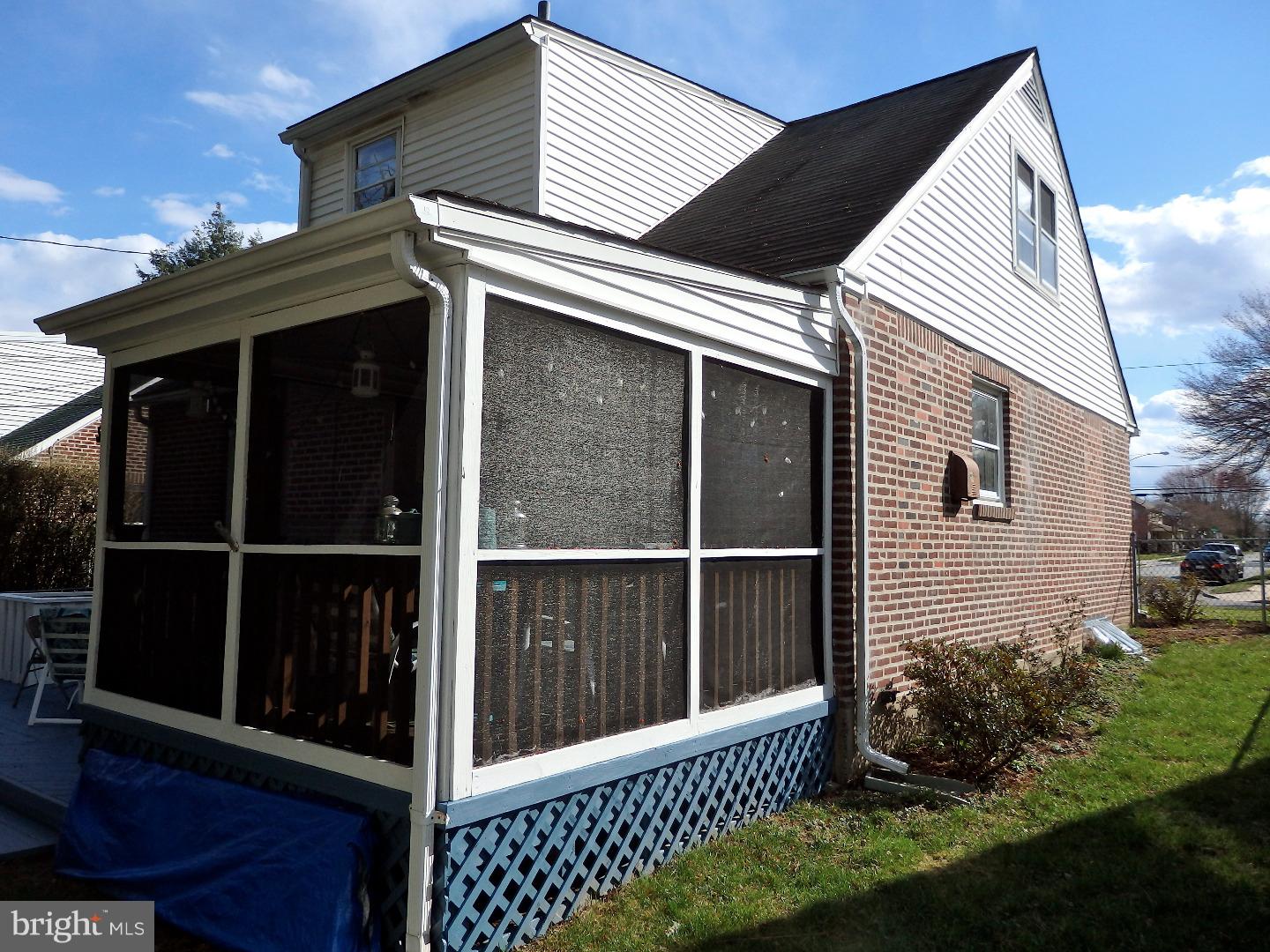 437 Lawrence Road Havertown, PA 19083 - Photo 20 of 23 Exterior Side