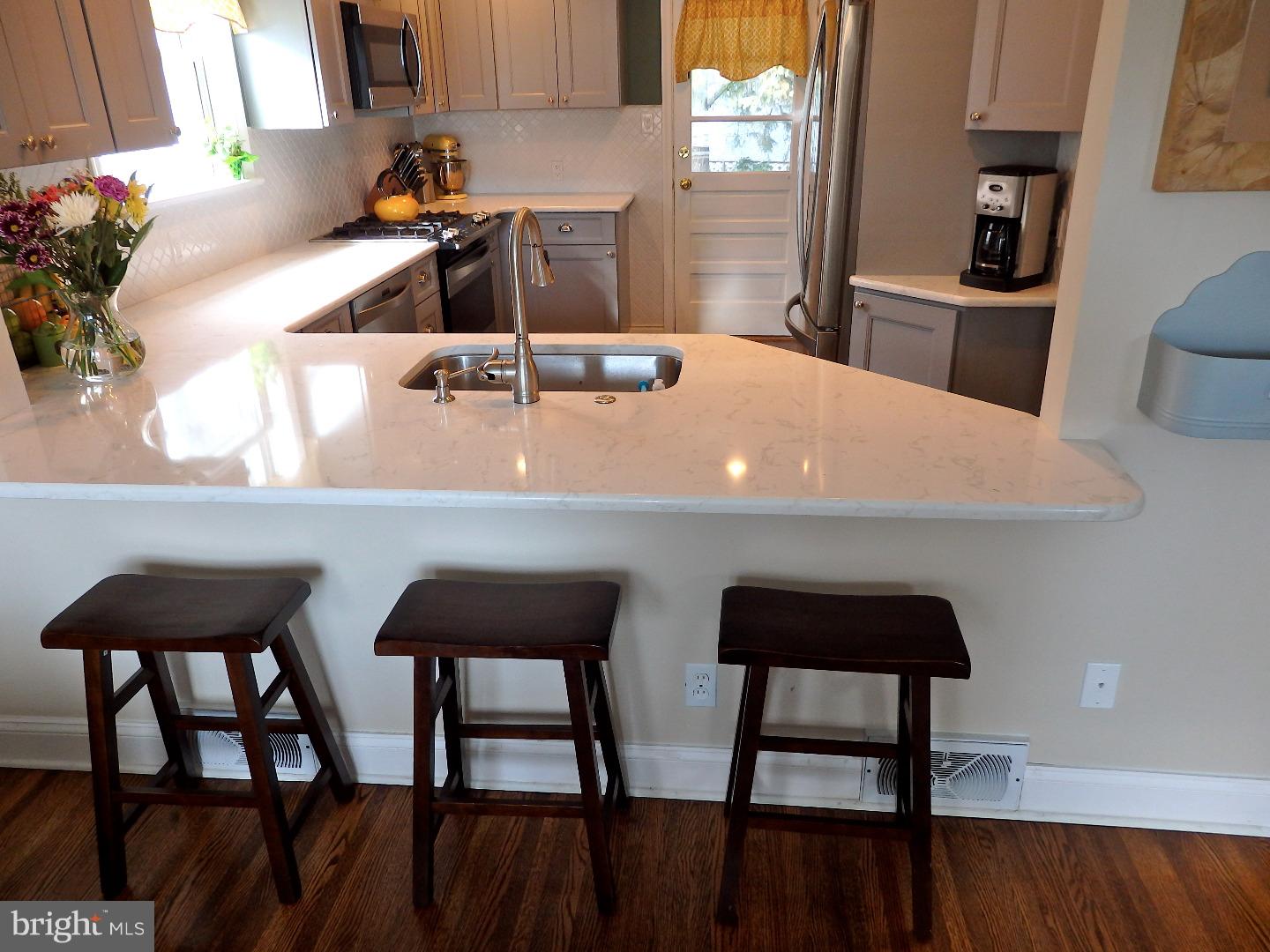 437 Lawrence Road Havertown, PA 19083 - Photo 8 of 23 Breakfast Room