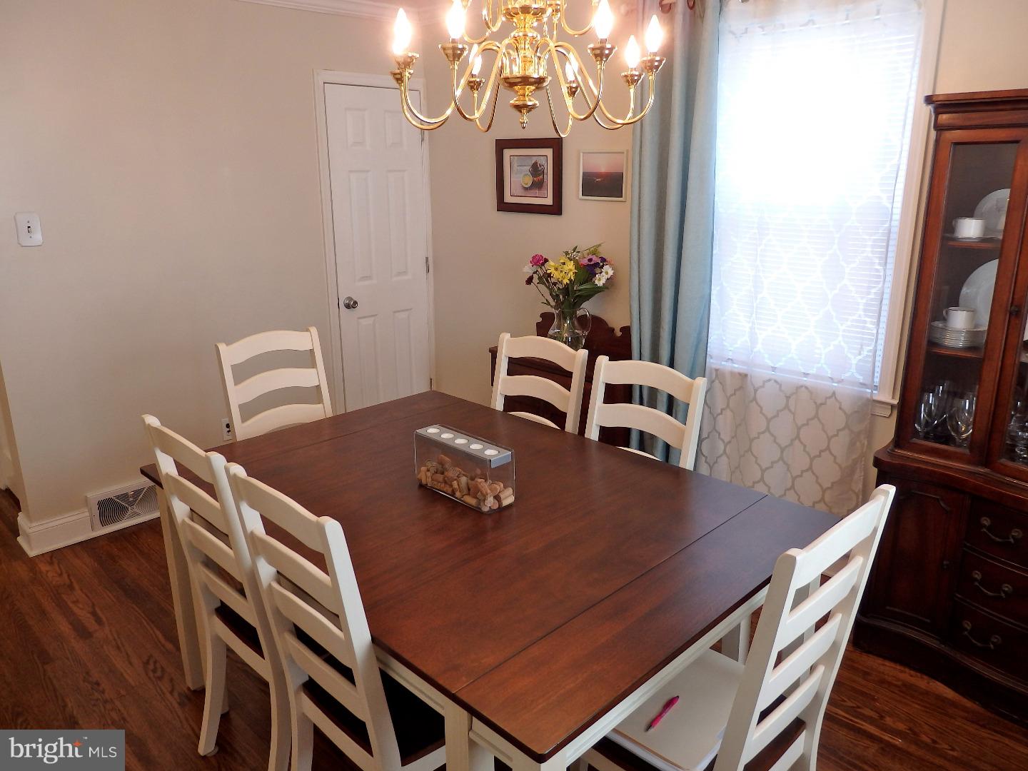 437 Lawrence Road Havertown, PA 19083 - Photo 10 of 23 Dining Room