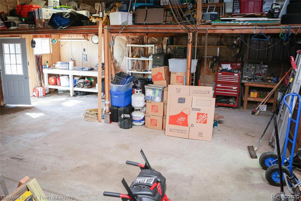 3064 West Coon Lake Road Howell, MI 48843 - Photo 40 of 47