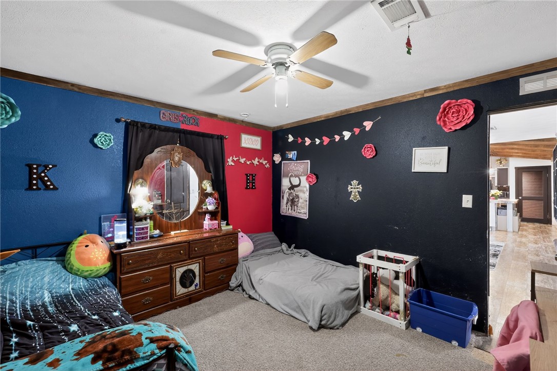 4046 Farm To Market 666 Robstown, TX 78380 - Photo 15 of 29 a living room with furniture