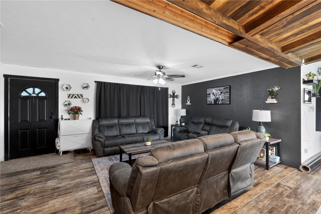 4046 Farm To Market 666 Robstown, TX 78380 - Photo 5 of 29 a living room with furniture and a ceiling fan