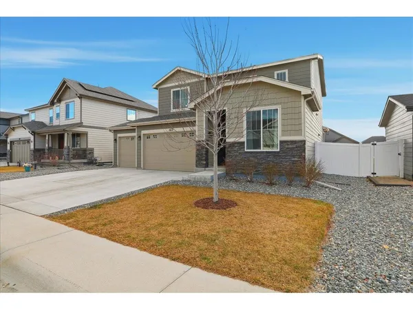 $549,000 | 1617 Northcroft Drive, Windsor, CO 80550