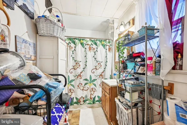 $279,900 | 115 Evergreen Avenue, Woodlynne, NJ 08107