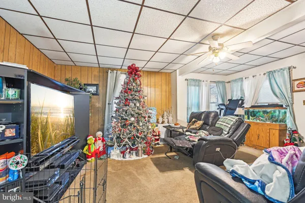 $279,900 | 115 Evergreen Avenue, Woodlynne, NJ 08107
