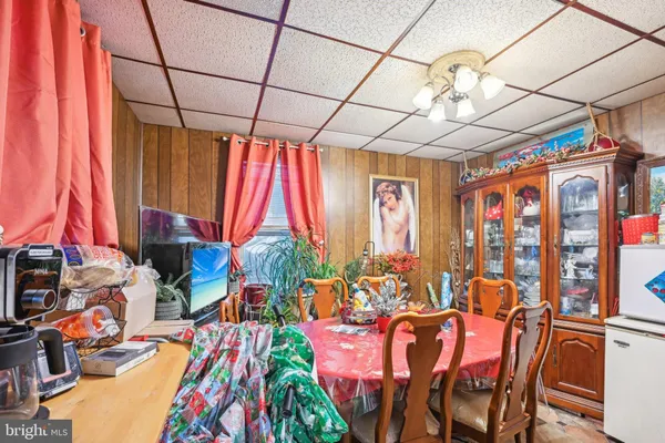 $279,900 | 115 Evergreen Avenue, Woodlynne, NJ 08107