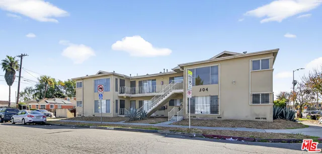 $1,580,000 | 304 East 95th Street, Los Angeles, CA 90003