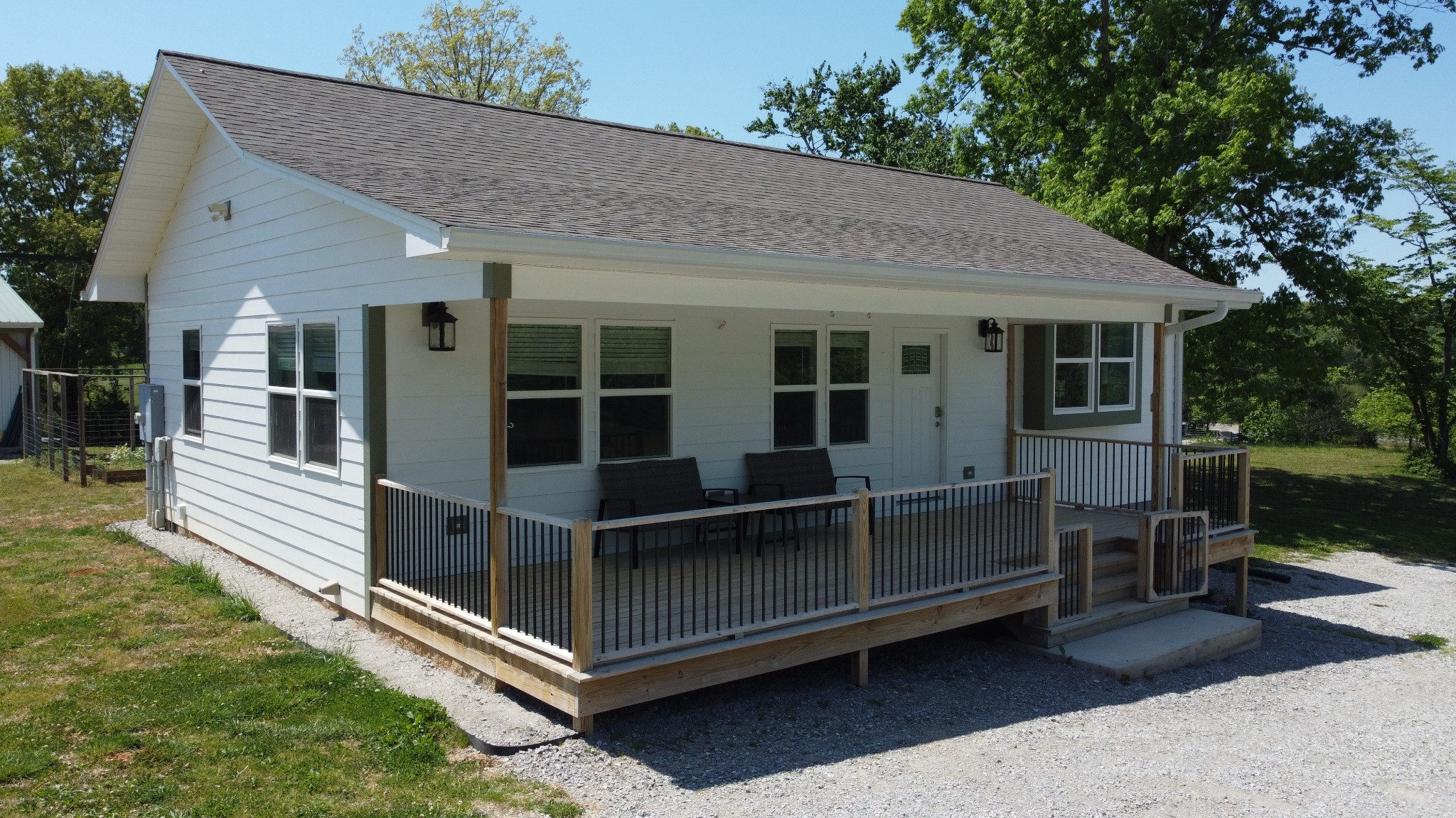 1864 Liberty Road Sparta, TN 38583 - Photo 2 of 50