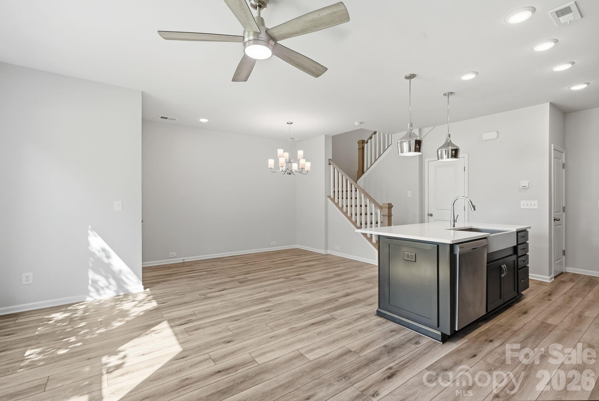1450 Winding Stream Road Charlotte, NC 28206 - Photo 10 of 31