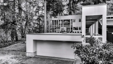 $1,798,000 | 2261 West Lake Sammamish Parkway Southeast, Bellevue, WA 98008