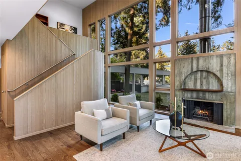 $1,798,000 | 2261 West Lake Sammamish Parkway Southeast, Bellevue, WA 98008