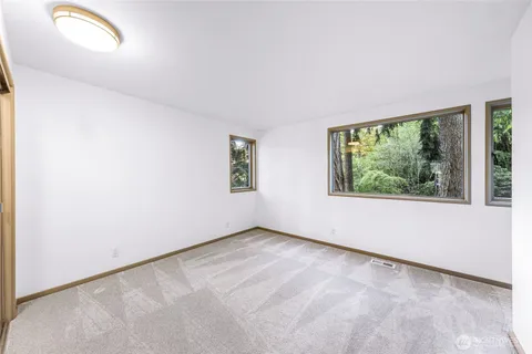 $1,798,000 | 2261 West Lake Sammamish Parkway Southeast, Bellevue, WA 98008